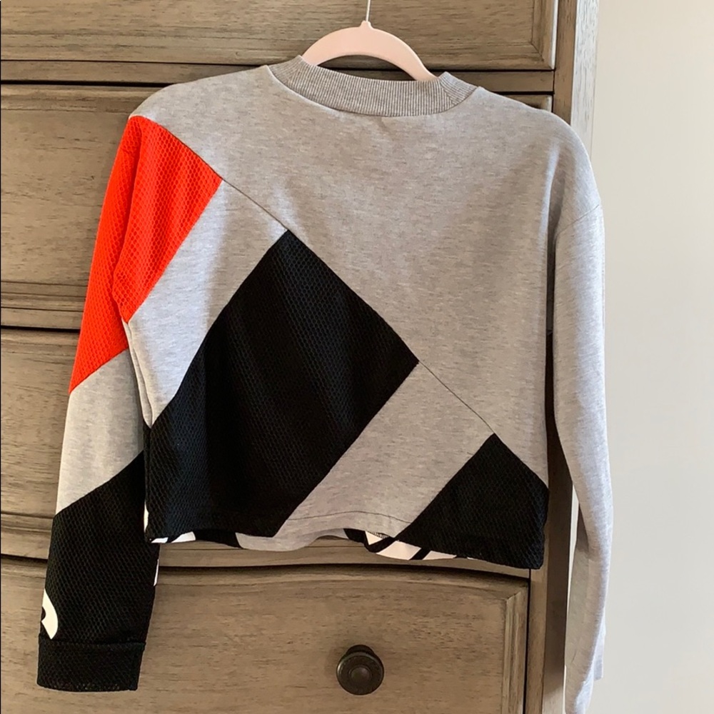 Adidas sweater - Picture 4 of 4